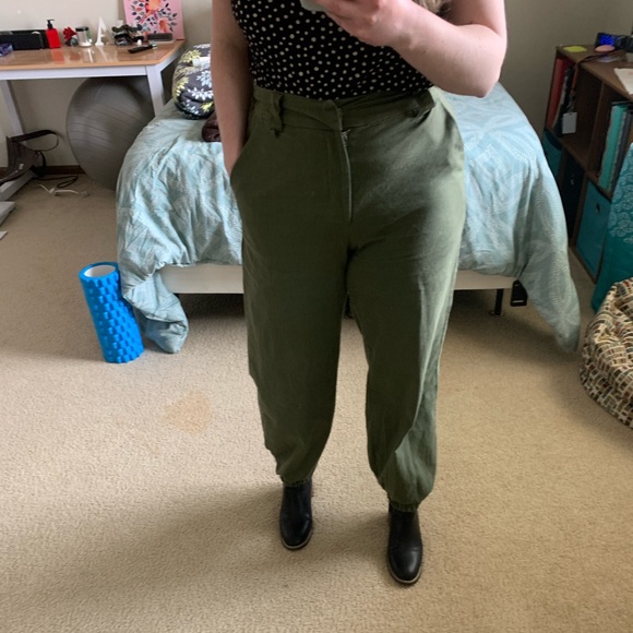 Green Casual Trousers with cinched ankle - Picture 2 of 8